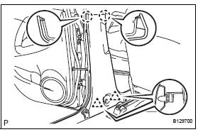 Toyota RAV4. Install lower center pillar garnish lh