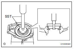 Toyota RAV4. Install differential case bearing