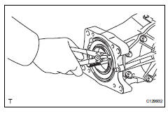 Toyota RAV4. Remove 4wd linear solenoid