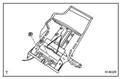 Toyota RAV4. Remove rear seatback protector