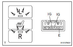 Toyota RAV4. Check that the seat heater switch indicator light illuminates when the switch is operated.