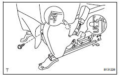 Toyota RAV4. Install front seat cushion inner shield lh