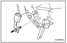 Toyota RAV4. Remove rear no. 2 Seat inner belt assembly lh (w/ rear no. 2 Seat)