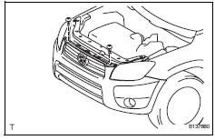 Toyota RAV4. Install radiator grille protector