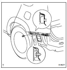 Toyota RAV4. Remove rear bumper side support lh