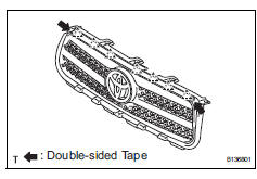 Toyota RAV4. Remove hood to radiator grille seal