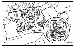 Toyota RAV4. Remove spiral cable sub-assembly