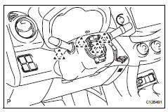 Toyota RAV4. Install steering column cover