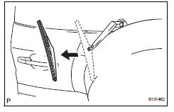 Toyota RAV4. Remove rear wiper blade assembly