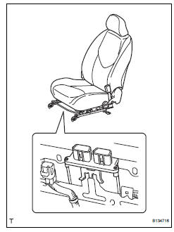 Toyota RAV4. Install occupant classification ecu