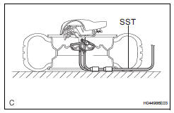 Toyota RAV4. Dispose of only steering pad assembly