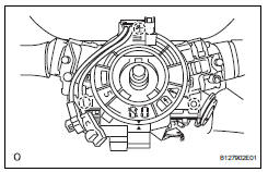 Toyota RAV4. Install spiral cable sub-assembly