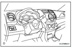 Toyota RAV4. Install steering column cover (lower)