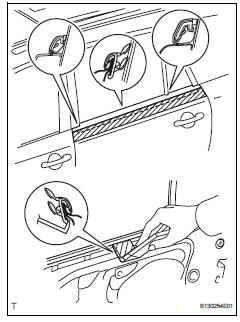 Toyota RAV4. Remove rear door belt moulding assembly lh