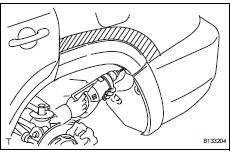 Toyota RAV4. Remove rear quarter outside moulding lh