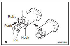 Toyota RAV4. Install no. 1 Chain tensioner