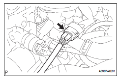 Toyota RAV4. Remove exhaust manifold converter subassembly
