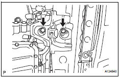 Toyota RAV4. Remove engine mounting insulator fr