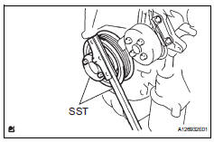 Toyota RAV4. Remove drive plate sub-assembly