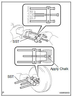 Toyota RAV4. Inspect and adjust brake booster push rod