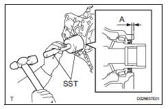 Toyota RAV4. Replace transaxle housing oil seal rh