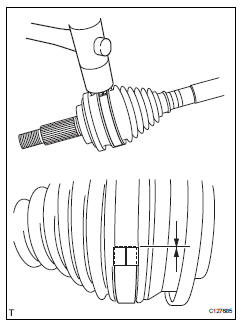 Toyota RAV4. Install front axle outboard joint boot lh no.2 Clamp