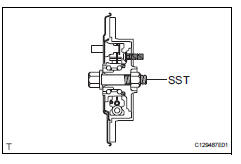 Toyota RAV4. Fix rear drive shaft assembly