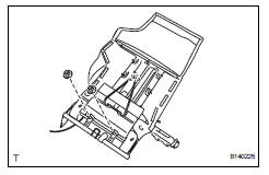 Toyota RAV4. Install rear seatback protector