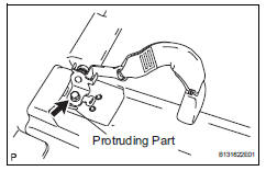 Toyota RAV4. Install rear seat lap type belt assembly center rh (w/ rear no. 2 Seat)