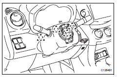 Toyota RAV4. Remove steering column cover