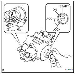 Toyota RAV4. Inspect steering lock operation